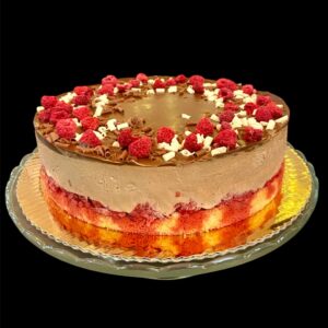 Lahodná čokoládovo-malinová torta | Kaviarnička pri Kostole, Pezinok